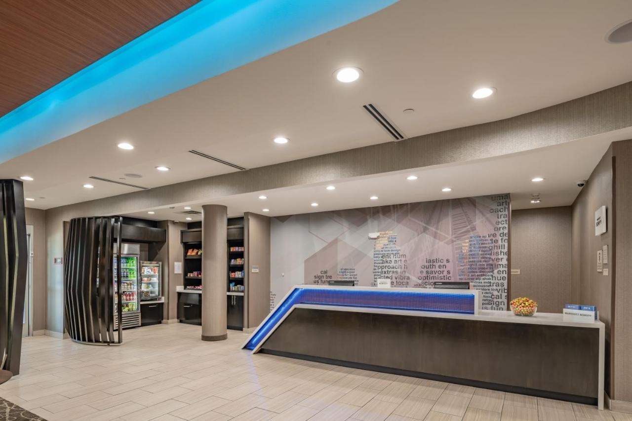 Springhill Suites Dallas Central Expressway Екстер'єр фото