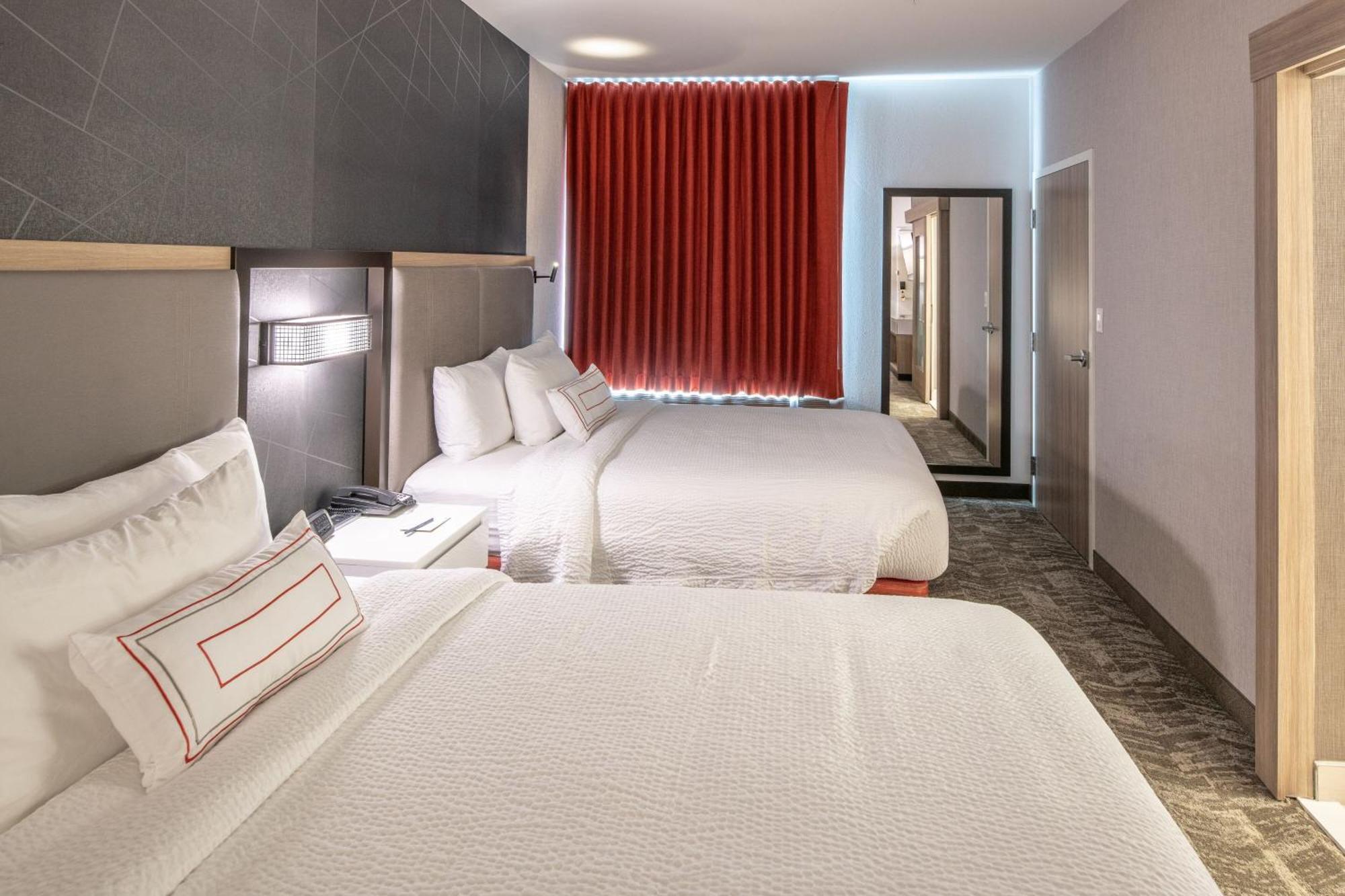 Springhill Suites Dallas Central Expressway Екстер'єр фото