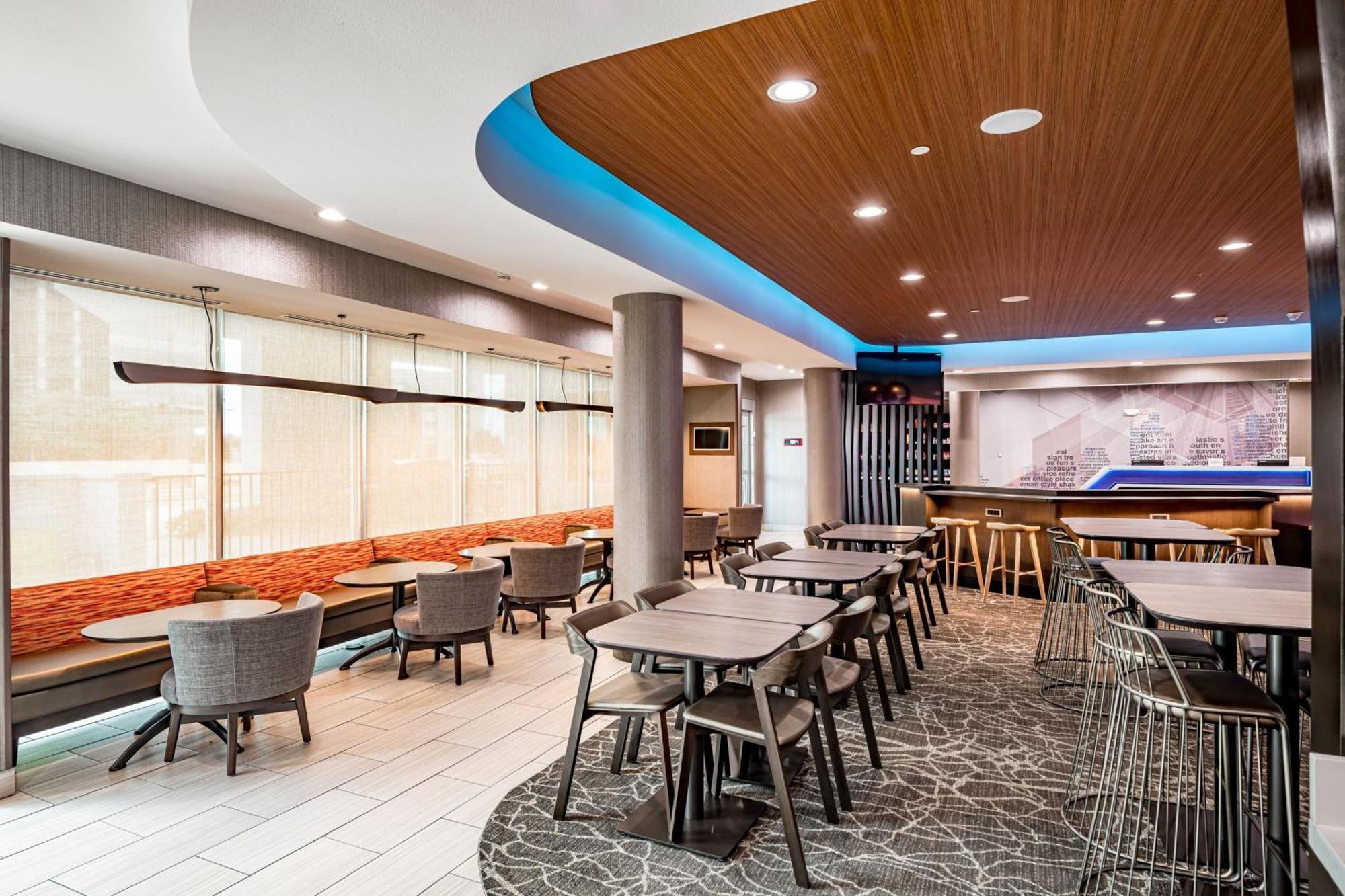 Springhill Suites Dallas Central Expressway Екстер'єр фото