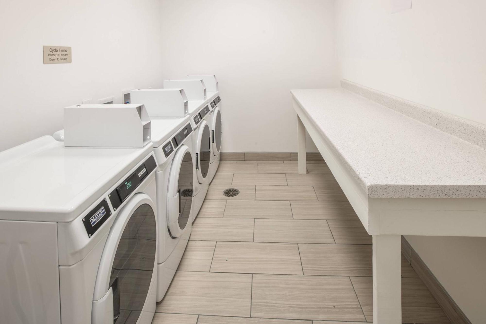 Springhill Suites Dallas Central Expressway Екстер'єр фото